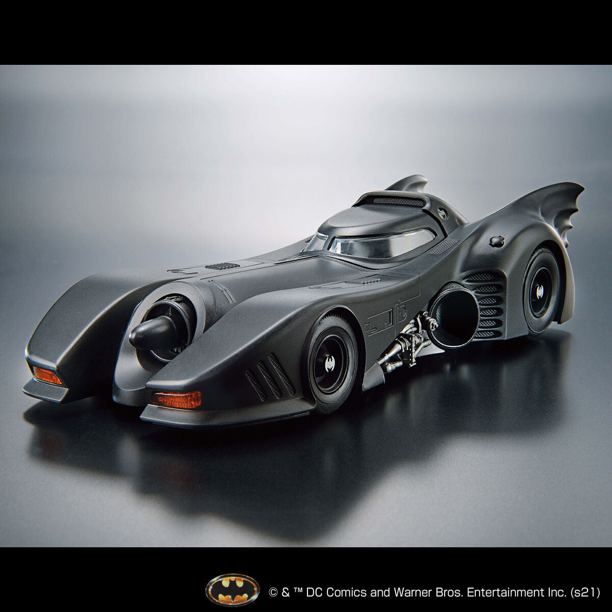 1/35 Scale BATMOBILE (BATMAN VER.)