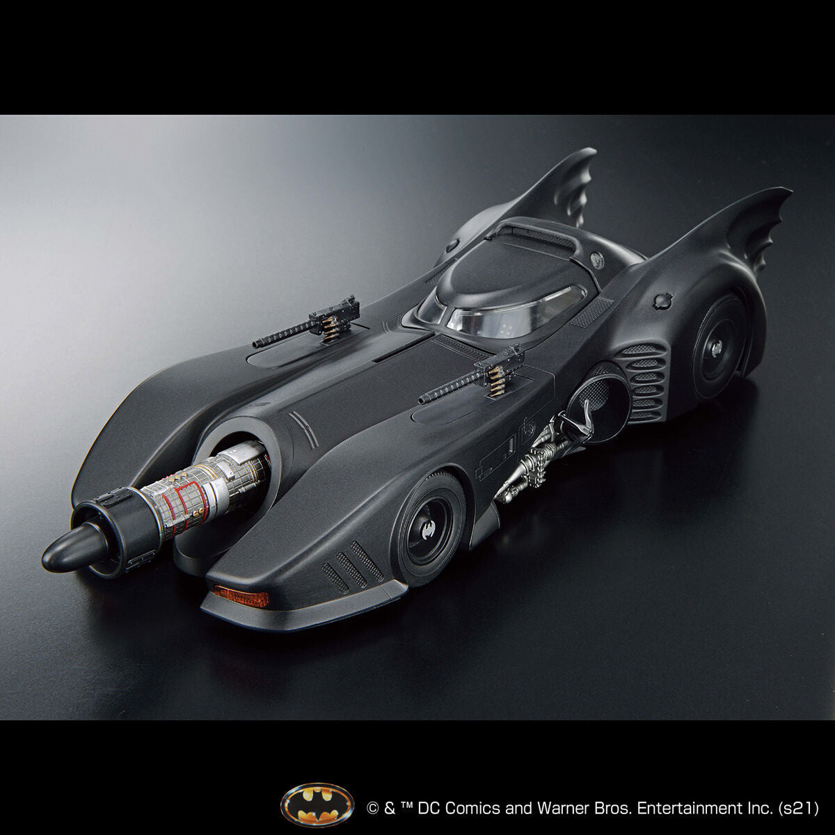 1/35 Scale BATMOBILE (BATMAN VER.)