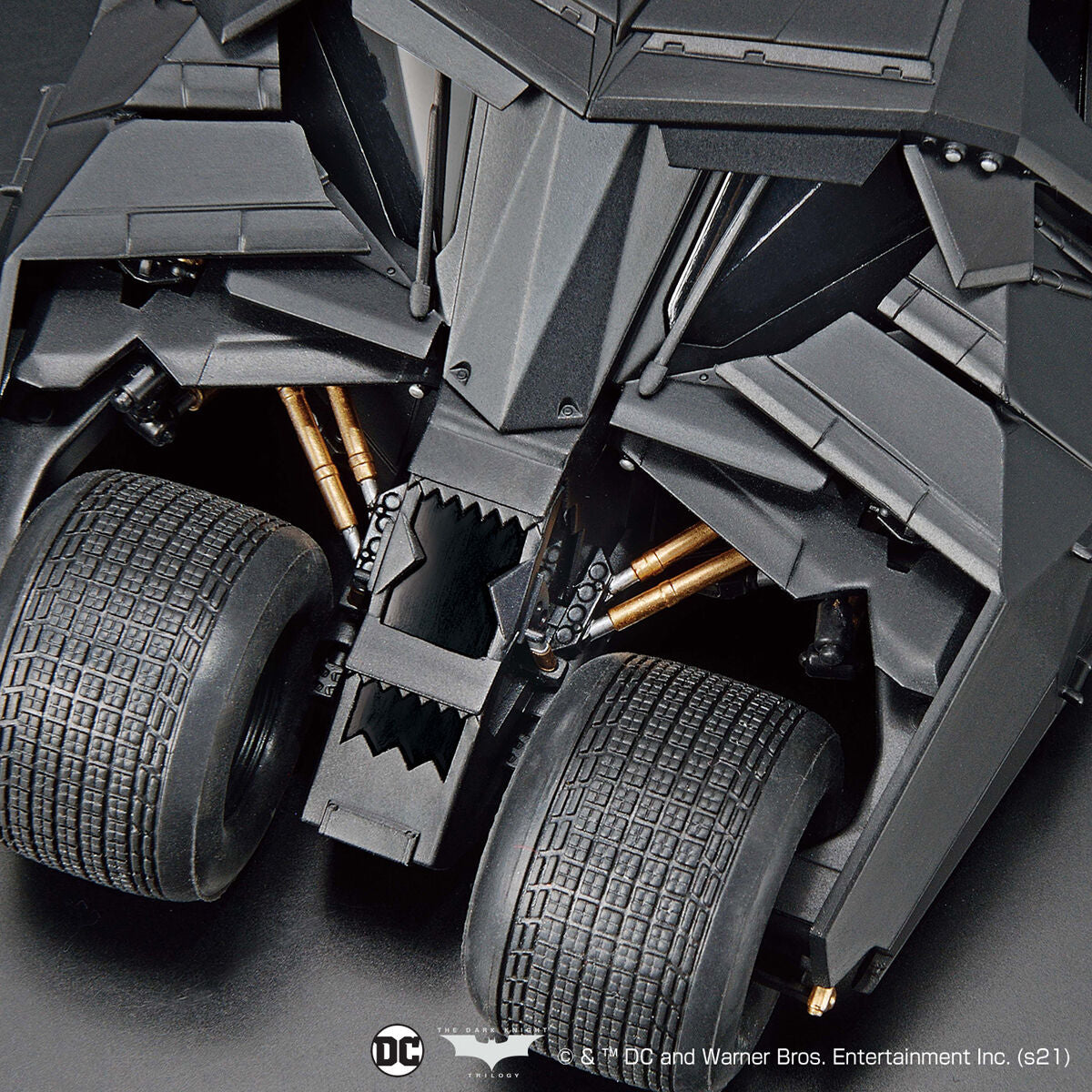 1/35 Scale BATMOBILE (BATMAN BEGINS VER.)