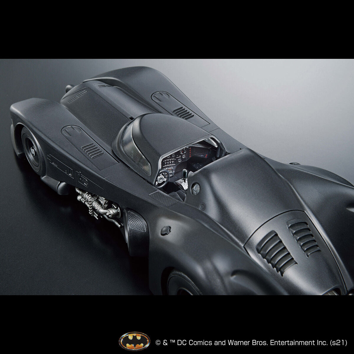 1/35 Scale BATMOBILE (BATMAN VER.)