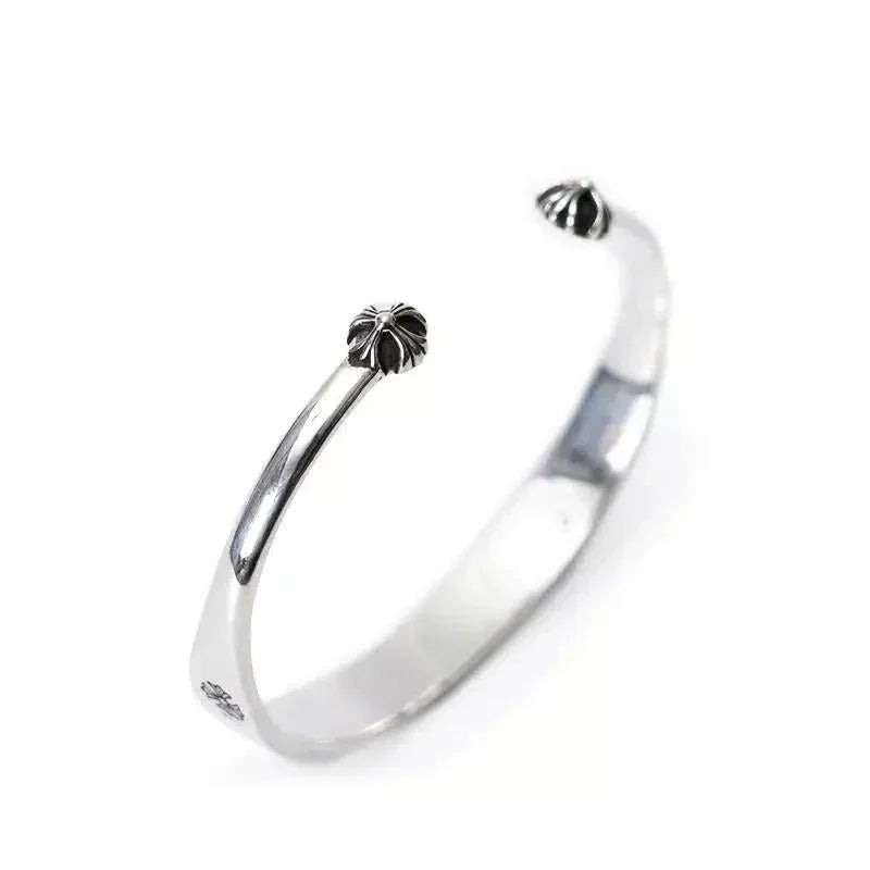 CH PLUS LOGO FLAT CUFF -9
