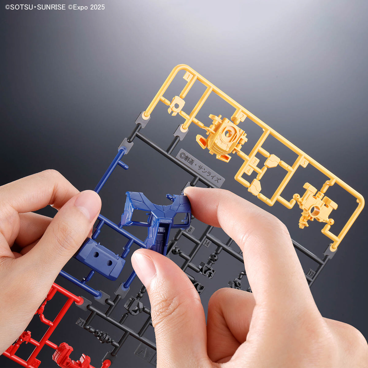 【🔥CLEARANCE】 【𝐋𝐈𝐌𝐈𝐓𝐄𝐃 𝐄𝐃𝐈𝐓𝐈𝐎𝐍】 EG RX-78F00/E GUNDAM + G.L.R.S.S. FEATHER UNIT (FULL PACKAGE)