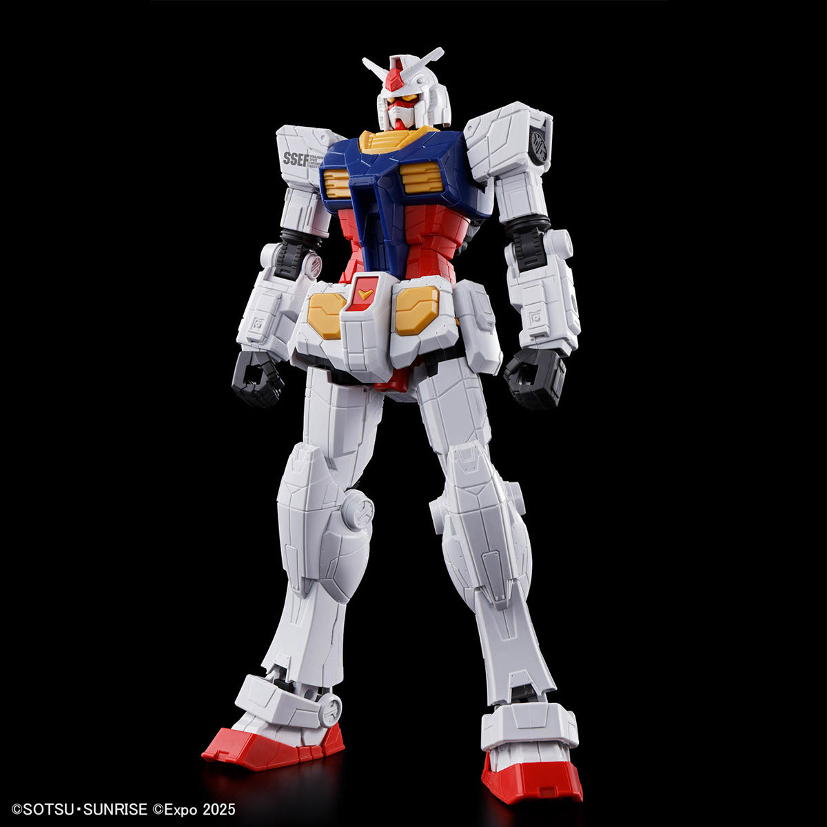 【🔥CLEARANCE】 【𝐋𝐈𝐌𝐈𝐓𝐄𝐃 𝐄𝐃𝐈𝐓𝐈𝐎𝐍】 EG RX-78F00/E GUNDAM + G.L.R.S.S. FEATHER UNIT (FULL PACKAGE)